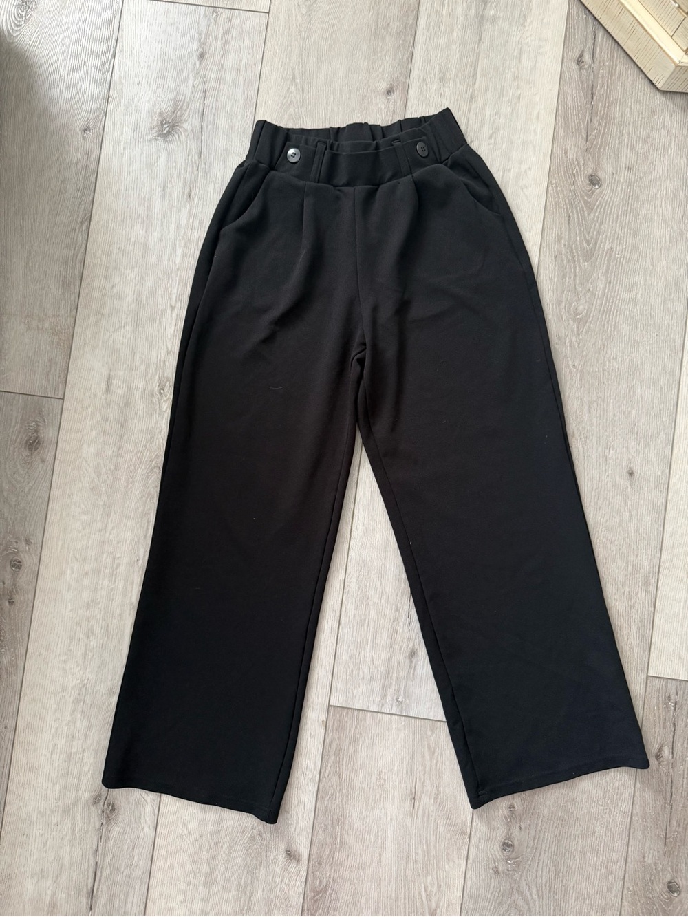 INDERU Black Wide Leg Pull-On Pants